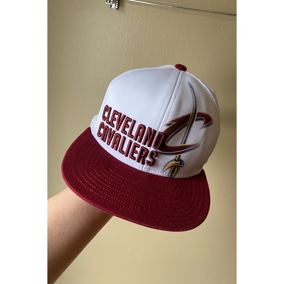 Cleveland Cavaliers Hat - Picture 1 of 6